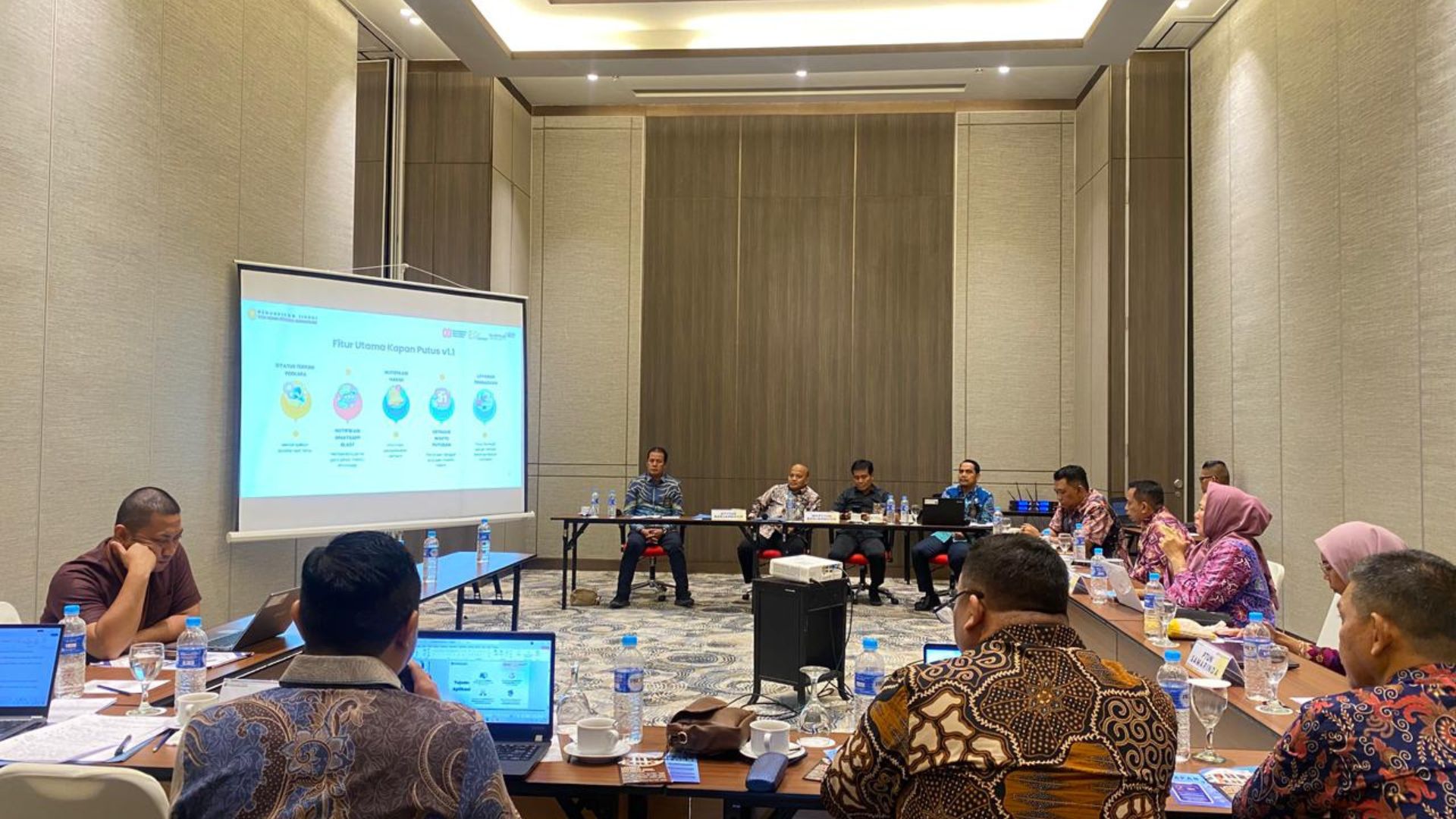 Dalam Rangka Percepatan  Penyelesaian Perkara PTTUN Banjarmasin Gelar Rapat Koordinasi Kepada Para Ketua, Wakil Ketua dan Panitera Sewilayah Hukum PTTUN Banjarmasin