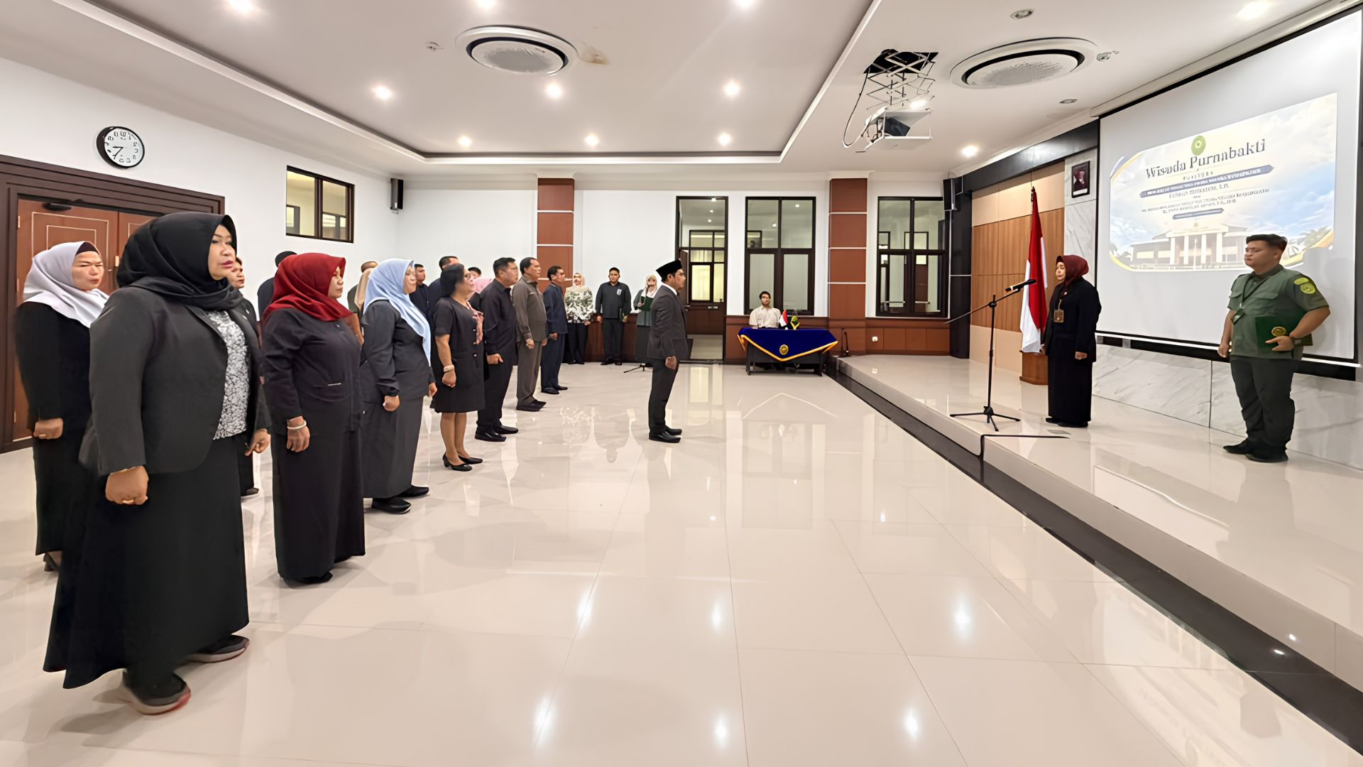 PTTUN Banjarmasin Gelar Upacara Wisuda Purnabakti Panitera Bapak Yusran Iberahim, S.H., M.H.