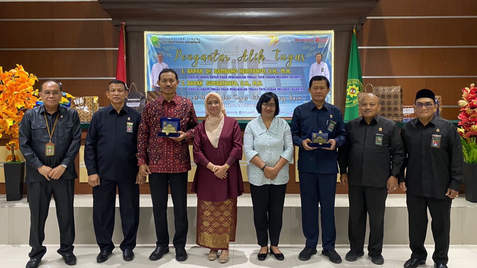 Pengantar Alih Tugas Ketua dan Hakim Tinggi Pengadilan Tinggi Tata Usaha Negara Banjarmasin