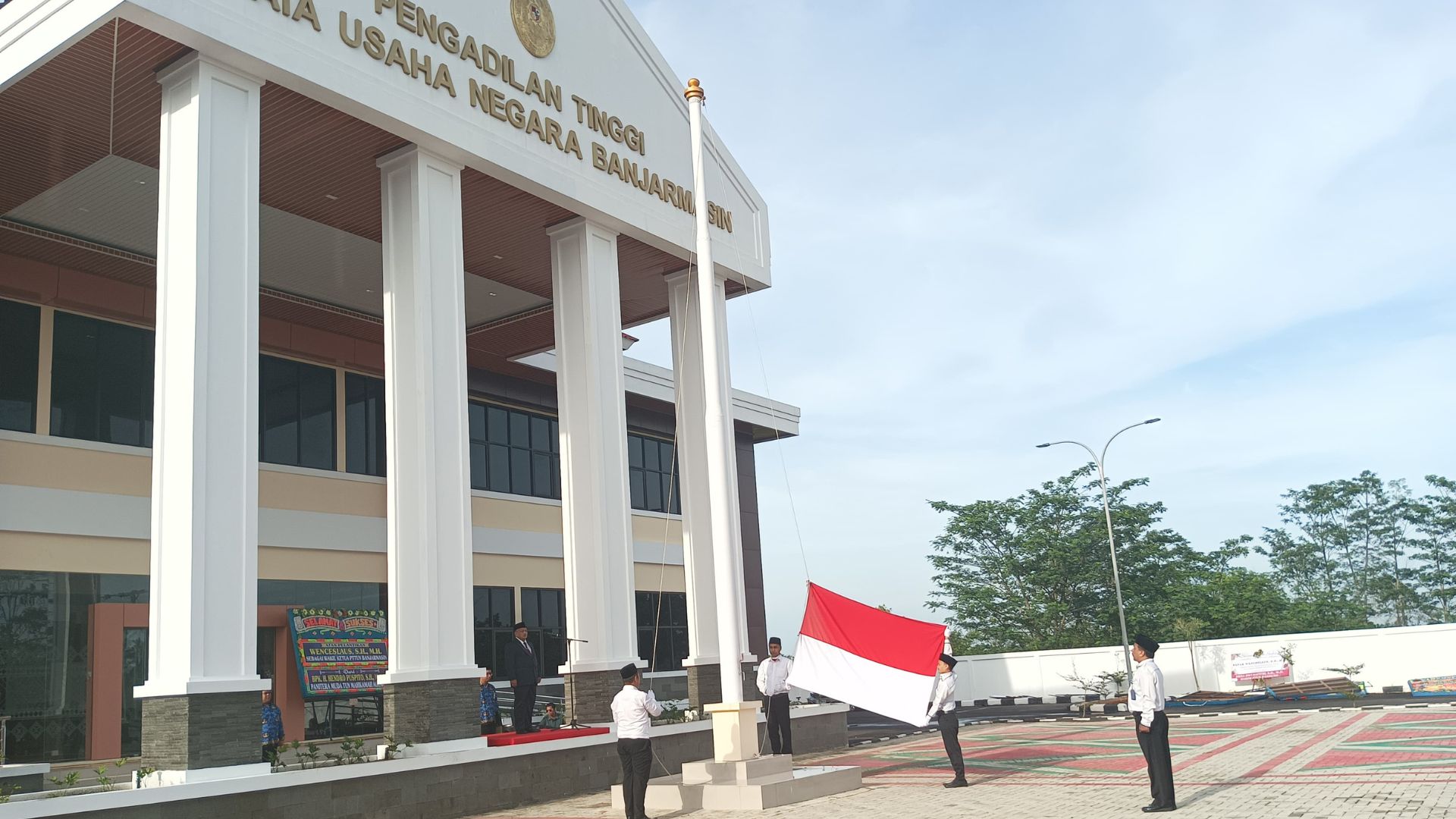 Upacara Peringatan Hari Pahlawan 10 November 2024 di Pengadilan Tinggi Tata Usaha Negara Banjarmasin