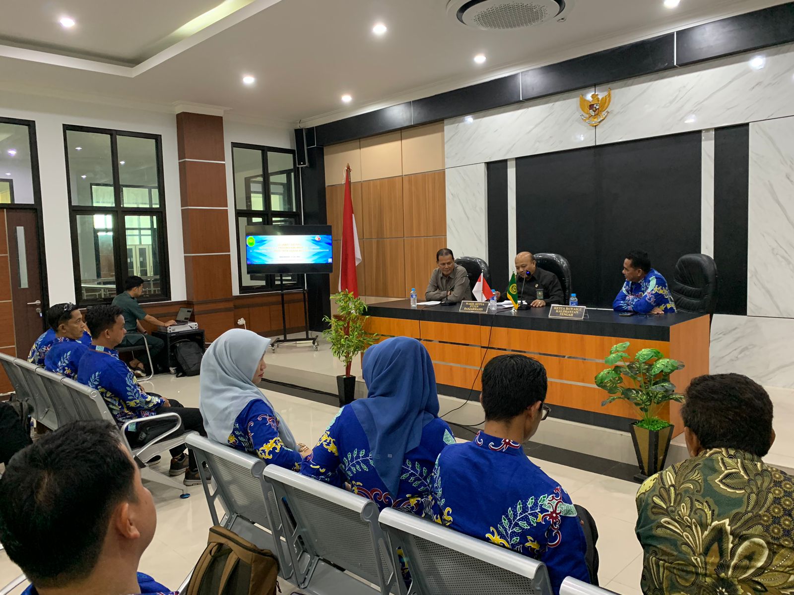 Koordinasi Perkara Sengketa Pilkada dengan BAWASLU Provinsi Kalimantan Tengah
