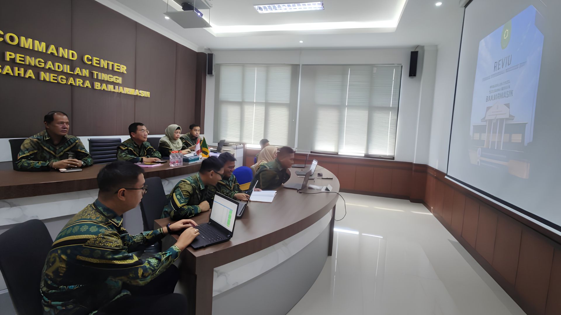 Review SOP Bagian Perencanaan dan Kepegawaian, PTTUN Banjarmasin Lakukan Penyempurnaan Dokumen Sesuai Regulasi Terkini