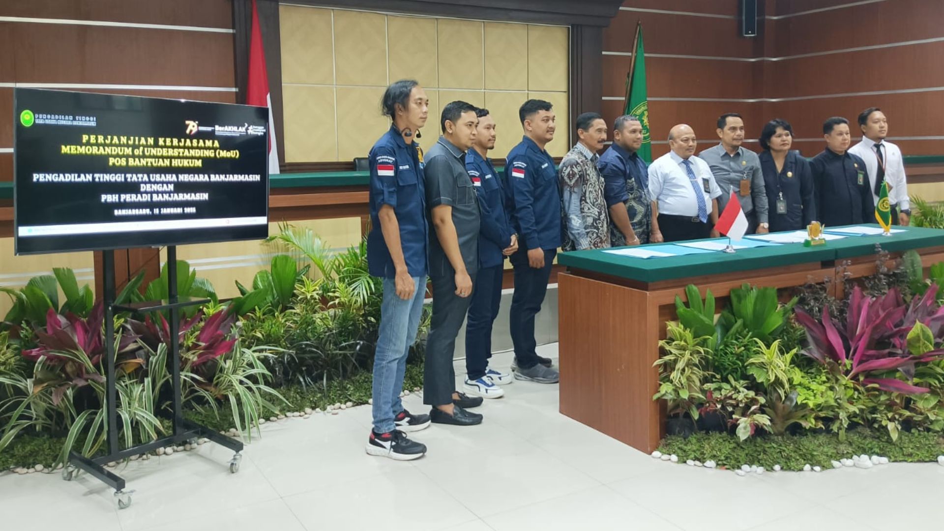 Penandatanganan Perjanjian Kerjasama (MoU) POSBAKUM Pada Pengadilan Tinggi Tata Usaha Negara Banjarmasin
